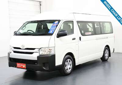 2018 TOYOTA HIACE COMMUTER