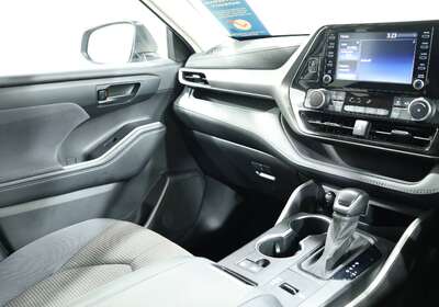 2022 TOYOTA KLUGER GX 2WD