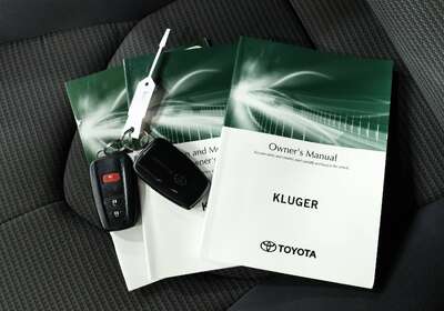 2022 TOYOTA KLUGER GX 2WD