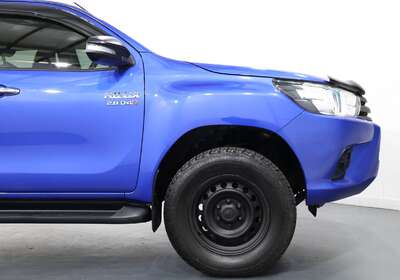 2017 TOYOTA HILUX SR HI-RIDER