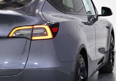 2022 TESLA MODEL 3 REAR-WHEEL DRIVE