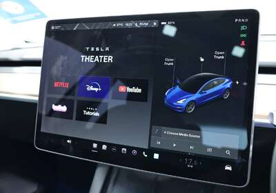 2021 TESLA MODEL 3 STANDARD RANGE PLUS RWD