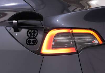2022 TESLA MODEL Y REAR-WHEEL DRIVE