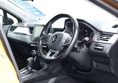 2022 RENAULT CAPTUR ZEN