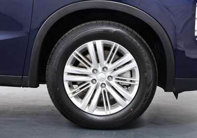 2024 MITSUBISHI OUTLANDER LS 7 SEAT (2WD)