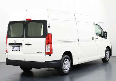 2025 TOYOTA HIACE SLWB