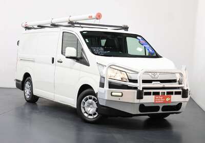2019 TOYOTA HIACE LWB
