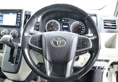 2019 TOYOTA HIACE LWB
