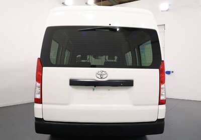 2020 TOYOTA HIACE SLWB