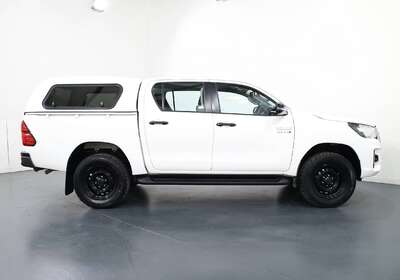 2019 TOYOTA HILUX SR HI-RIDER