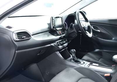 2021 HYUNDAI I30 PD.V4 MY21