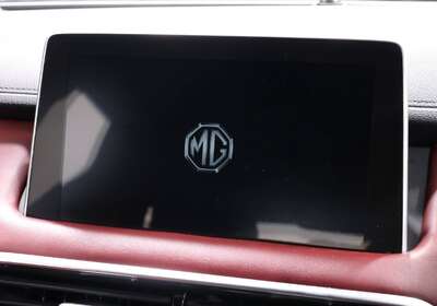 2022 MG HS ESSENCE ANFIELD EDITION