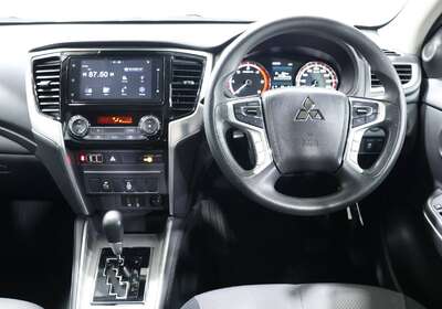 2022 MITSUBISHI TRITON GLX+ (4X4)