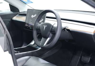 2019 TESLA MODEL 3 PERFORMANCE