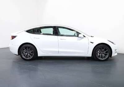 2019 TESLA MODEL 3 PERFORMANCE