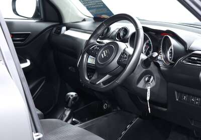 2023 SUZUKI SWIFT GL NAVI PLUS