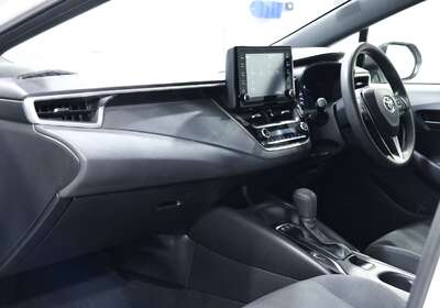 2022 TOYOTA COROLLA ASCENT SPORT HYBRID