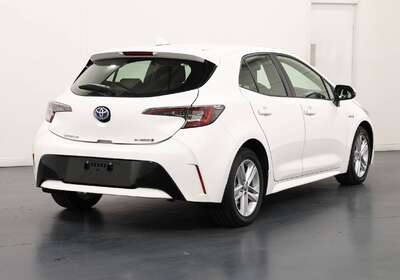 2022 TOYOTA COROLLA ASCENT SPORT HYBRID
