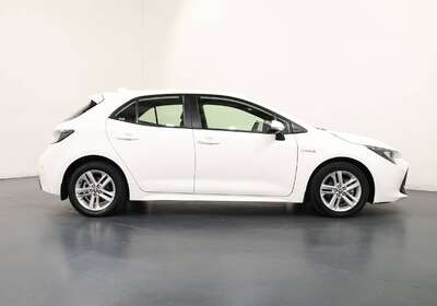 2022 TOYOTA COROLLA ASCENT SPORT HYBRID