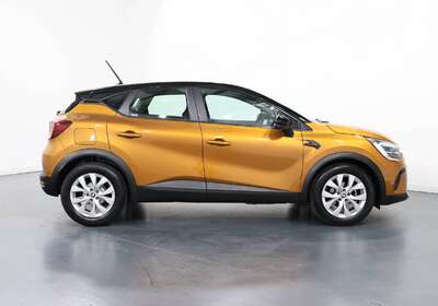 2022 RENAULT CAPTUR ZEN
