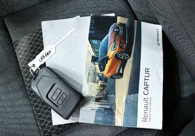2022 RENAULT CAPTUR ZEN