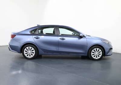 2022 KIA CERATO S