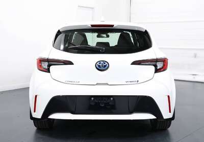 2022 TOYOTA COROLLA ASCENT SPORT HYBRID