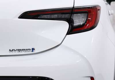2022 TOYOTA COROLLA ASCENT SPORT HYBRID