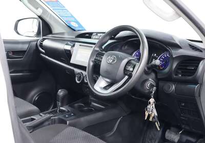 2019 TOYOTA HILUX WORKMATE