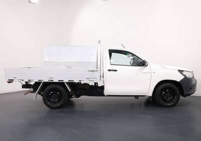 2019 TOYOTA HILUX WORKMATE