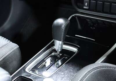 2020 MITSUBISHI OUTLANDER ES 7 SEAT (2WD)