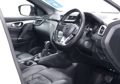 2021 NISSAN QASHQAI TI