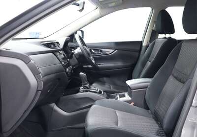 2022 NISSAN X-TRAIL ST (2WD)