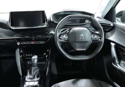 2023 PEUGEOT 2008 ALLURE