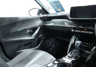 2023 PEUGEOT 2008 ALLURE