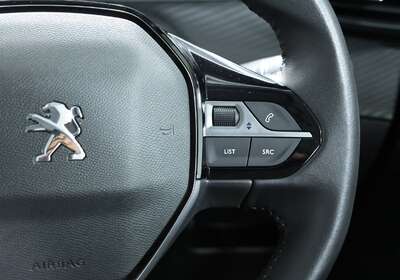 2023 PEUGEOT 2008 ALLURE