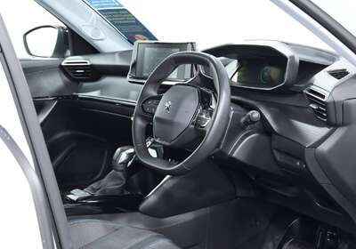 2023 PEUGEOT 2008 ALLURE