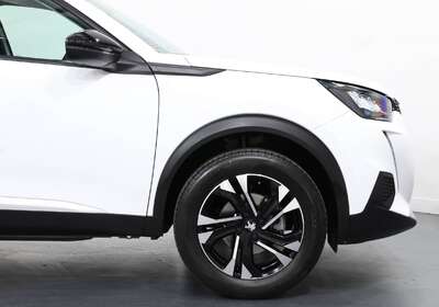 2023 PEUGEOT 2008 ALLURE