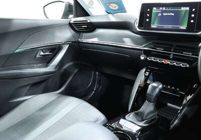 2023 PEUGEOT 2008 ALLURE