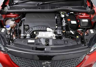 2023 PEUGEOT 2008 ALLURE