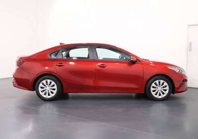 2022 KIA CERATO S