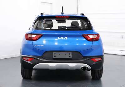 2022 KIA STONIC S