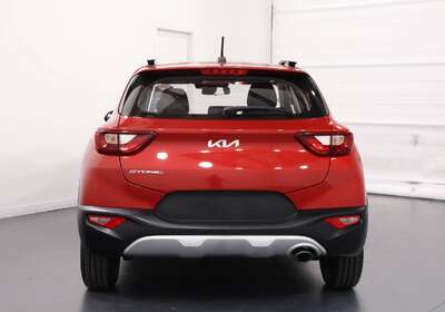 2022 KIA STONIC S
