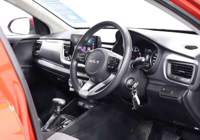 2022 KIA STONIC S