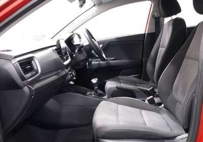 2022 KIA STONIC S
