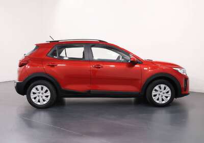 2022 KIA STONIC S