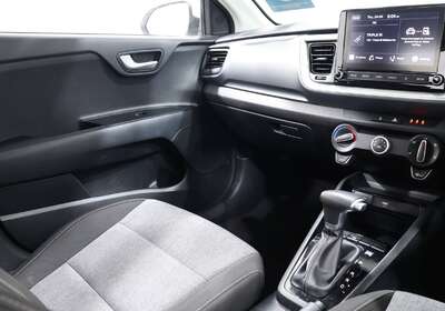 2022 KIA STONIC S