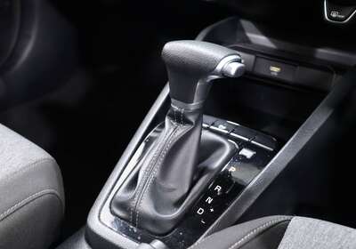 2022 KIA STONIC S