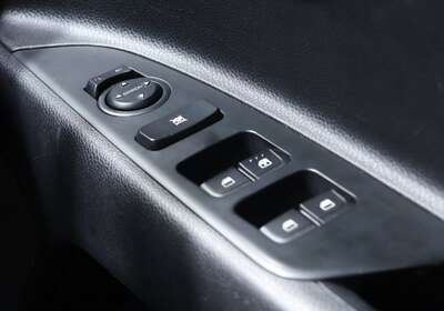 2022 KIA STONIC S