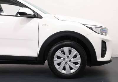 2022 KIA STONIC S